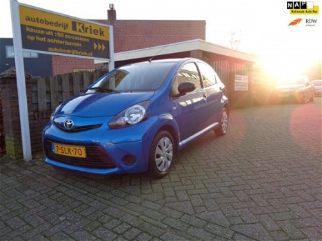 Toyota Aygo - 1.0 VVT-i Now - 1