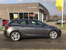 Opel Astra - 1.4 Turbo Sport