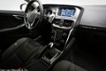 Volvo V40 Cross Country - 2.0 D2 Kinetic | LED | CLIMA | CRUISE | NAVI | PDC | CAM | VOORRUITVERW - 1 - Thumbnail