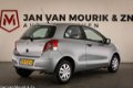 Toyota Yaris - 1.0 VVTi Acces | AIRCO | 1e EIGENAAR | 22.575 KM - 1 - Thumbnail