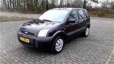 Ford Fusion - 1.4-16V Cool & Sound