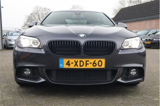 BMW 5-serie - 520d High Executive | M-pakket | M-stuurwiel | Facelift | Xenon / LED | Navigatie | NA - 1