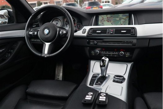BMW 5-serie - 520d High Executive | M-pakket | M-stuurwiel | Facelift | Xenon / LED | Navigatie | NA - 1