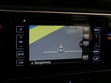Toyota Auris Touring Sports - 1.8 Hybrid Aspiration Navigatie - 1