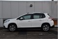 Peugeot 2008 - BLUE LION 1.2 PURETECH | NAVIGATIE | VELGEN - 1 - Thumbnail