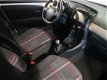 Peugeot 108 - 1.0 e-VTi 68pk Allure | Touchscreen | Achteruitrijcamera | Keyless entry - 1 - Thumbnail