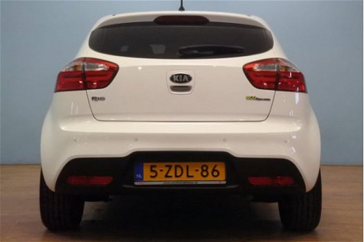 Kia Rio - 1.2 CVVT ComfortLine 5 deurs airco lmv pdc - 1