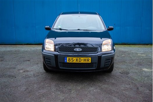 Ford Fusion - 1.4-16V APK TOT: 17-01-2021 #AIRCO #LAGEKILOMETERSTAND - 1