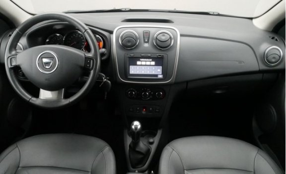 Dacia Logan - 0.9 TCe S&S Prestige, Leder, Navigatie - 1
