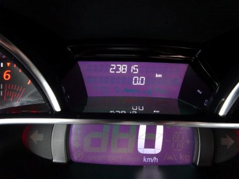 Renault Clio Estate - TCe 90 PK Intens Navi/Clima/Radio-DAB-USB/Bluetooth/Cruise control/Parkeersens - 1