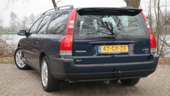 Volvo V70 - 2.4 - Youngtimer - Airco - Elek. pakket - Vol opties - Inruil mogelijk - 1