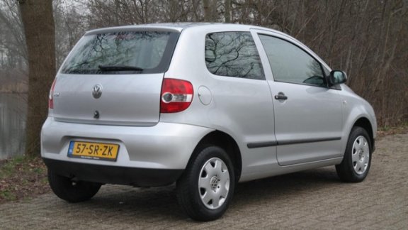 Volkswagen Fox - 1.2 Trendline - 3deurs - Hoge instap - 2006 - Inruil mogelijk - 1