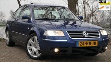 Volkswagen Passat - 2.8 V6 Highline 4Motion - 5deurs - Schuifdak - Airco - Vol opties - Inruil mogel