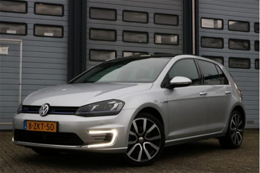 Volkswagen Golf - 1.4 TSI GTE Panodak Leder Adaptiv Cruise Stoelverw Navi Pdc EX BTW 98000KM BJ2015 - 1