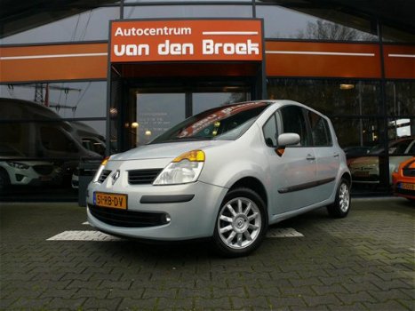 Renault Modus - 1.4-16V Privilège Luxe Climate Cruise Ctr Trekhaak Lmv Elec Pakket - 1