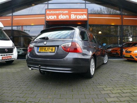 BMW 3-serie Touring - 320d Automaat Navi Climate Cruise Controle Pdc Trekhaak Lmv - 1