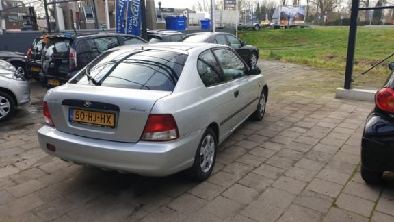 Hyundai Accent - 1.5i LS Automaat - 1