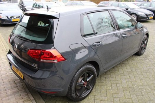 Volkswagen Golf - 1.2 TSI EDITION NARDO GREY NAVIGATIE 86DKM - 1