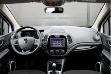 Renault Captur - 0.9 TCe Zen Nieuw Model LED Navigatie Stoelverwarming DAB 90pk Bluetooth Elektrisch