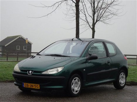 Peugeot 206 - 1.4 XR * Airco * 140Dkm * Dealer-Auto - 1