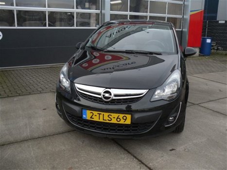 Opel Corsa - 1.2-16V BUSINESS+ NAVI /AIRCO - 1