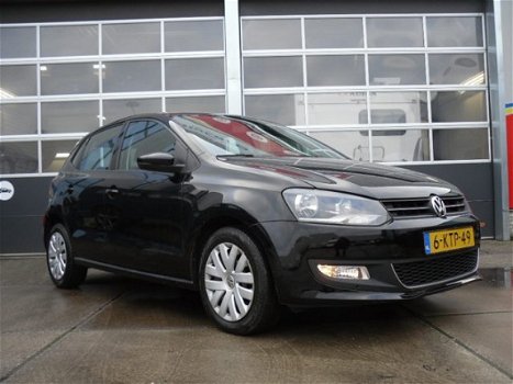 Volkswagen Polo - 1.4-16V HIGHLINE - 1