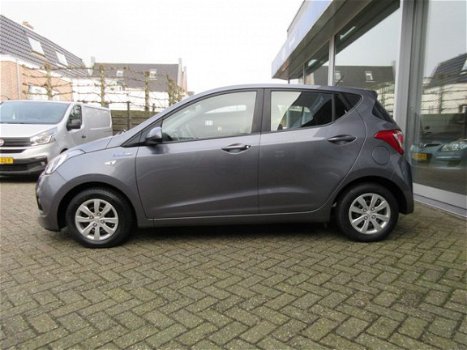 Hyundai i10 - 1.0i i-Motion Comfort Climatronic/ Cruise control/ Dealer onderhouden/ Prijs is rijkla - 1