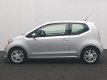 Volkswagen Up! - 1.0 60pk Move up NAP, navigatie, airco, parkeersensoren, cruise control - 1 - Thumbnail