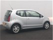 Volkswagen Up! - 1.0 60pk Move up NAP, navigatie, airco, parkeersensoren, cruise control - 1 - Thumbnail