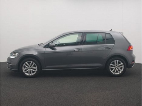 Volkswagen Golf - Facelift 1.0 TSI 110pk Comfortline NAP, navigatie, parkeersensoren, dab - 1