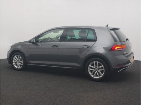 Volkswagen Golf - Facelift 1.0 TSI 110pk Comfortline NAP, navigatie, parkeersensoren, dab - 1