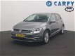 Volkswagen Golf - Facelift 1.0 TSI 110pk Comfortline NAP, navigatie, parkeersensoren, dab - 1 - Thumbnail