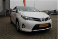 Toyota Auris - 1.8 Hybrid Aspiration NAVI / CAMERA / TREKHAAK - 1 - Thumbnail