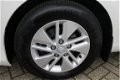 Toyota Auris - 1.8 Hybrid Aspiration NAVI / CAMERA / TREKHAAK - 1 - Thumbnail
