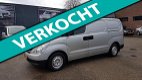 Hyundai H 300 - 2.5 CRDi Dynamic - Airco - Dubbele Schuifdeur - 3 Zits - Trekhaak - 1 - Thumbnail