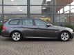 BMW 3-serie Touring - 318i Business Line * M-Pakket * Zwarte hemel * Bluetooth * Sportstoelen * Xeno - 1 - Thumbnail