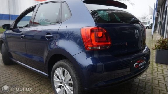 Volkswagen Polo - 1.2 12V LIFE 12-13 STOELVERW. CRUISE VELGEN PDC GETINT GLAS 5 DEURS ZEER NETJES - 1