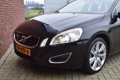 Volvo V60 - 2.0T 203PK Momentum | Driver Support Line | Trekhaak | - 1 - Thumbnail