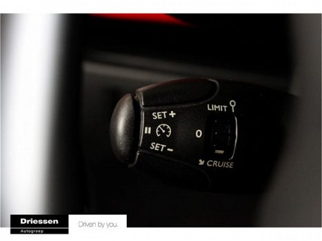 Citroën DS3 - 1.2 PureTech So Red (Navigatie - Achteruitrijcamera) - 1