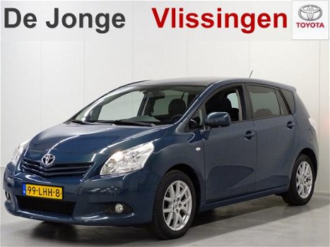 Toyota Verso - 1.8 VVT-i Panoramic 7zits | Trekhaak - 1