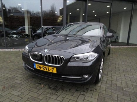 BMW 5-serie - 523I HIGH EXECUTIVE, Xenon, Leer, NaviPro, Clima, Cruise, Stoelverw, P - 1