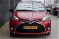 Toyota Yaris - 1.5 Hybrid Dynamic Bi-Tone - 1 - Thumbnail