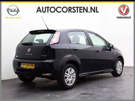 Fiat Punto Evo - 0.9 TwinAir Street 5drs Airco USB 15''LM 6-versn. NL-auto - 1