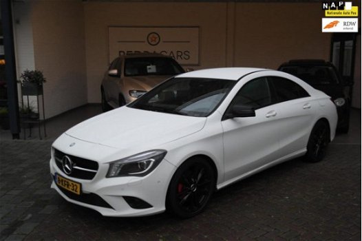 Mercedes-Benz CLA-Klasse - 200 Ambition Leder Navi NL Auto - 1