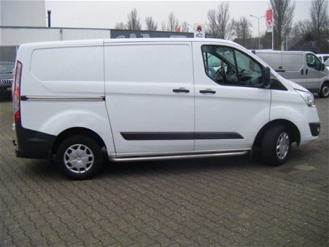 Ford Transit Custom - 270 2.0 TDCI L1H1 Trend VOORZIEN VAN AIRCO + NAVIGATIE+TREKHAAK - 1