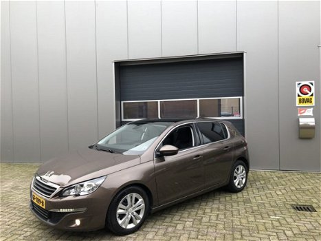 Peugeot 308 - 1.6 BlueHDi Blue Lease Executive Panoramadak/Navigatie/Clima - 1