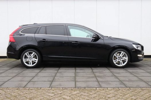 Volvo V60 - 2.4 D6 AWD Plug-In Hybrid Summum | 215 PK | NAVI | LEDER | CRUISE | CLIMATE | LMV | TREK - 1