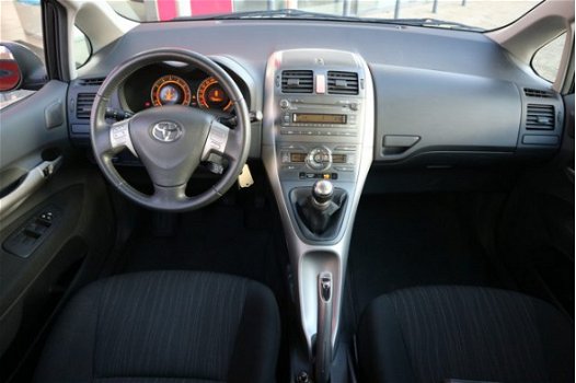 Toyota Auris - 1.6-16V Sol | Rijklaar incl. 6 mnd garantie | - 1