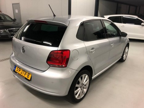 Volkswagen Polo - 1.4-16V Highline Navi//DealerOnderhouden - 1