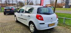 Renault Clio - 1.2-16V Authentique Airco, Elektrische ramen, Nieuwe Apk